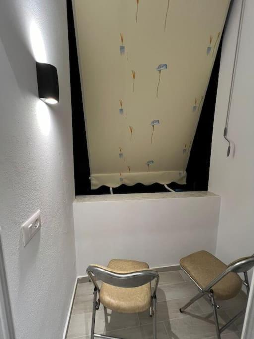 Spacious Apartment Ish-Blloku Area ติรานา ภายนอก รูปภาพ